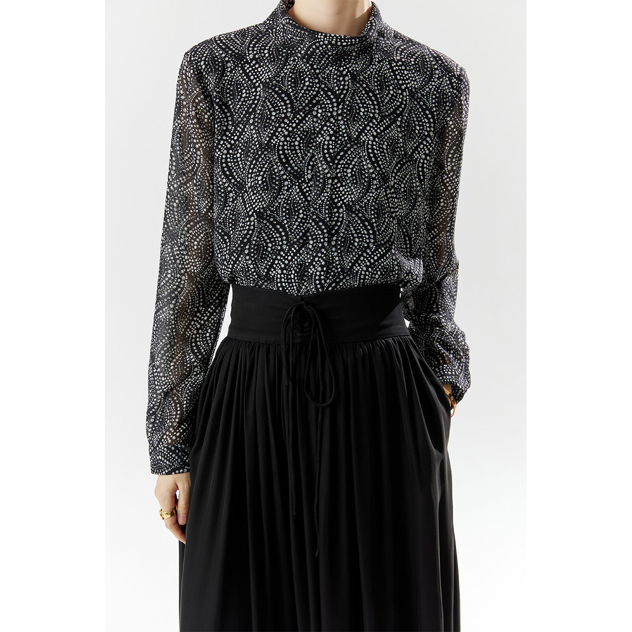 2025 Summer New Women's Stand Collar Black Long Sleeve Print Temperament Commuter Pullover Fashion Chiffon Shirt Top